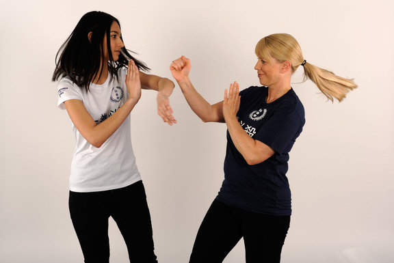 produktfoto-wing-tsun-frauen.jpg 